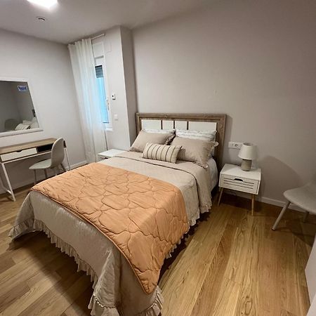 Vivienda Ronda Muralla A Estrenar Lägenhet Lugo Exteriör bild